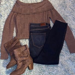 Hollister like new jeans